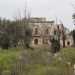 ...antichi edifici abbandonati come Villa Isabella...